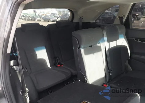 2020 Kia Sorento 2.4L Lx from USA, damaged, VIN 5XYPG4A3XLG659549